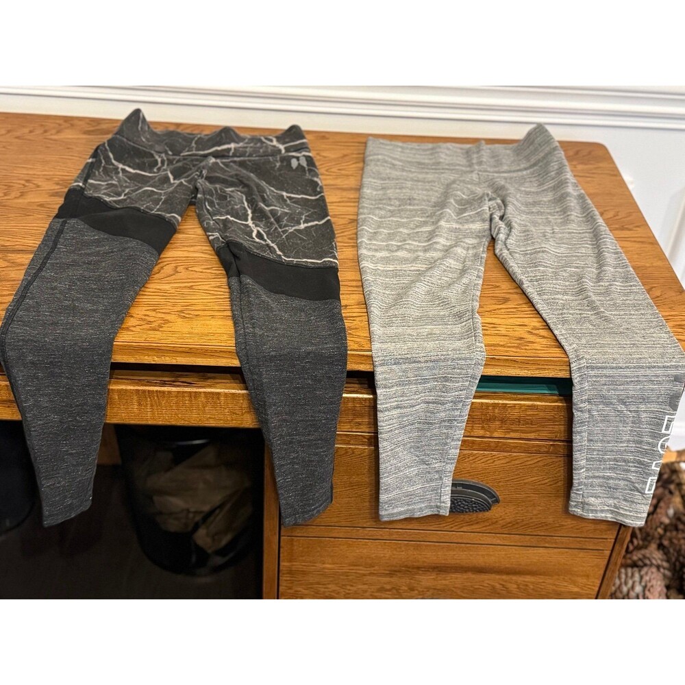 VICTORIA’S SECRET BRAND~Leggings, Short Length, Womens XS Athletic Wear Clothing